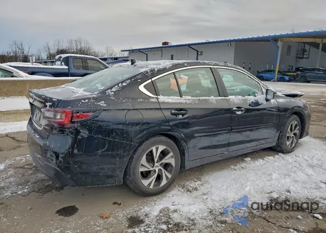 2021 Subaru Legacy Premium z USA, uszkodzony, nr VIN 4S3BWAD64M3016055